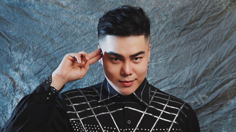 CEO FCB8 xuất thân trong gia đình tri thức